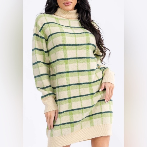Plaid Sweater Dress in Green and Cream - Picture 2 of 3